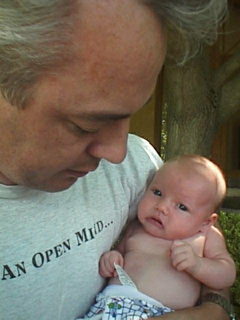 album035.jpg 
480 x 640 JPEG-compressed image 
(45,282 bytes)