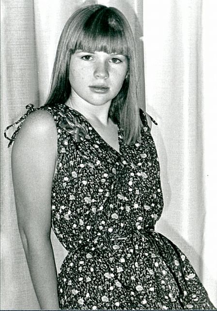 album186.jpg 
448 x 640 JPEG-compressed image 
(80,771 bytes)