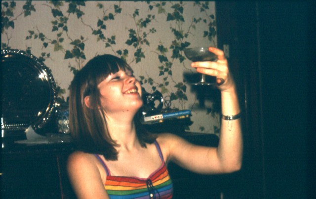 album364.jpg 
640 x 405 JPEG-compressed image 
(59,757 bytes)