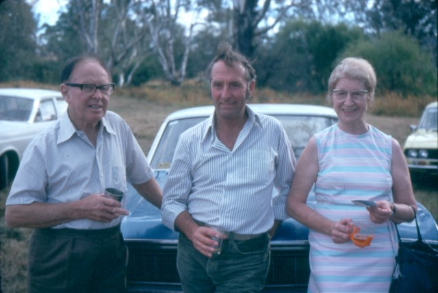 album387.jpg 
640 x 428 JPEG-compressed image 
(64,817 bytes)