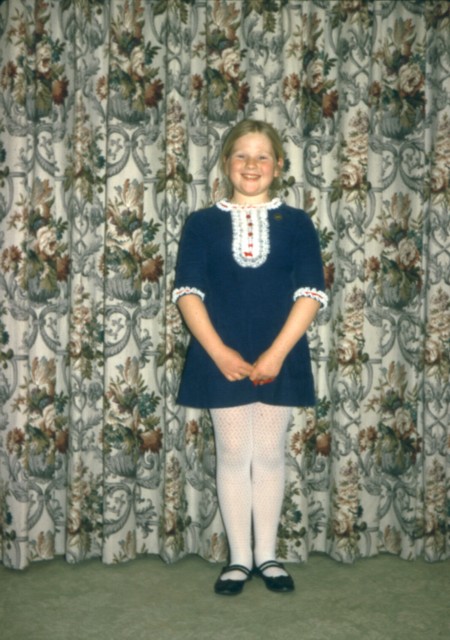 album465.jpg 
450 x 640 JPEG-compressed image 
(90,178 bytes)