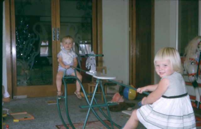 album476.jpg 
640 x 411 JPEG-compressed image 
(51,940 bytes)