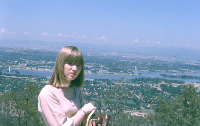 album495.jpg 
640 x 404 JPEG-compressed image 
(54,637 bytes)