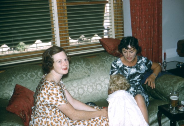 album578.jpg 
640 x 438 JPEG-compressed image 
(75,087 bytes)