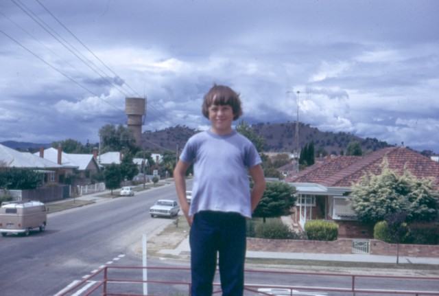 album630.jpg 
640 x 431 JPEG-compressed image 
(57,340 bytes)