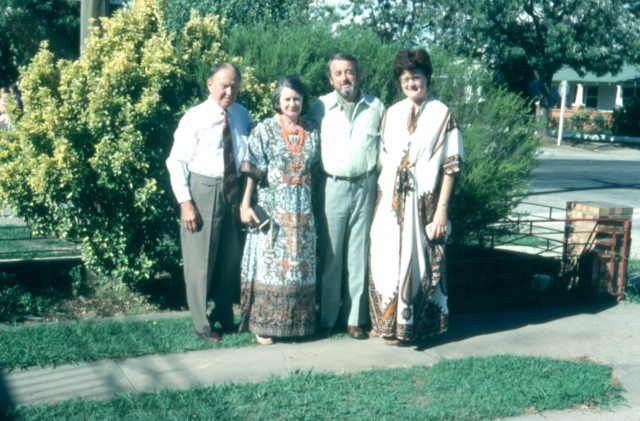 album654.jpg 
640 x 421 JPEG-compressed image 
(99,515 bytes)