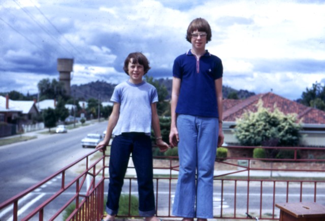 album685.jpg 
640 x 436 JPEG-compressed image 
(66,233 bytes)