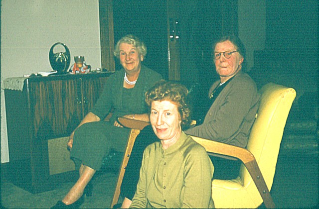 album784.jpg 
640 x 420 JPEG-compressed image 
(88,670 bytes)