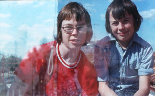 album808.jpg 
640 x 398 JPEG-compressed image 
(52,994 bytes)